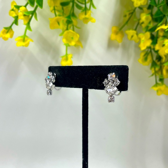 Jay Flex Sterling Silver Signed Vintage Rhinestone Screwback Earrings - Picture 3 of 10